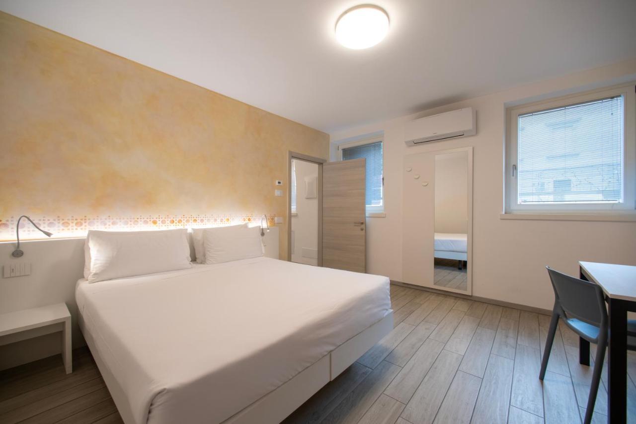 Cityu - Grazioli 27 Trento Centro Con Parcheggio Privato Gratuito Bagian luar foto