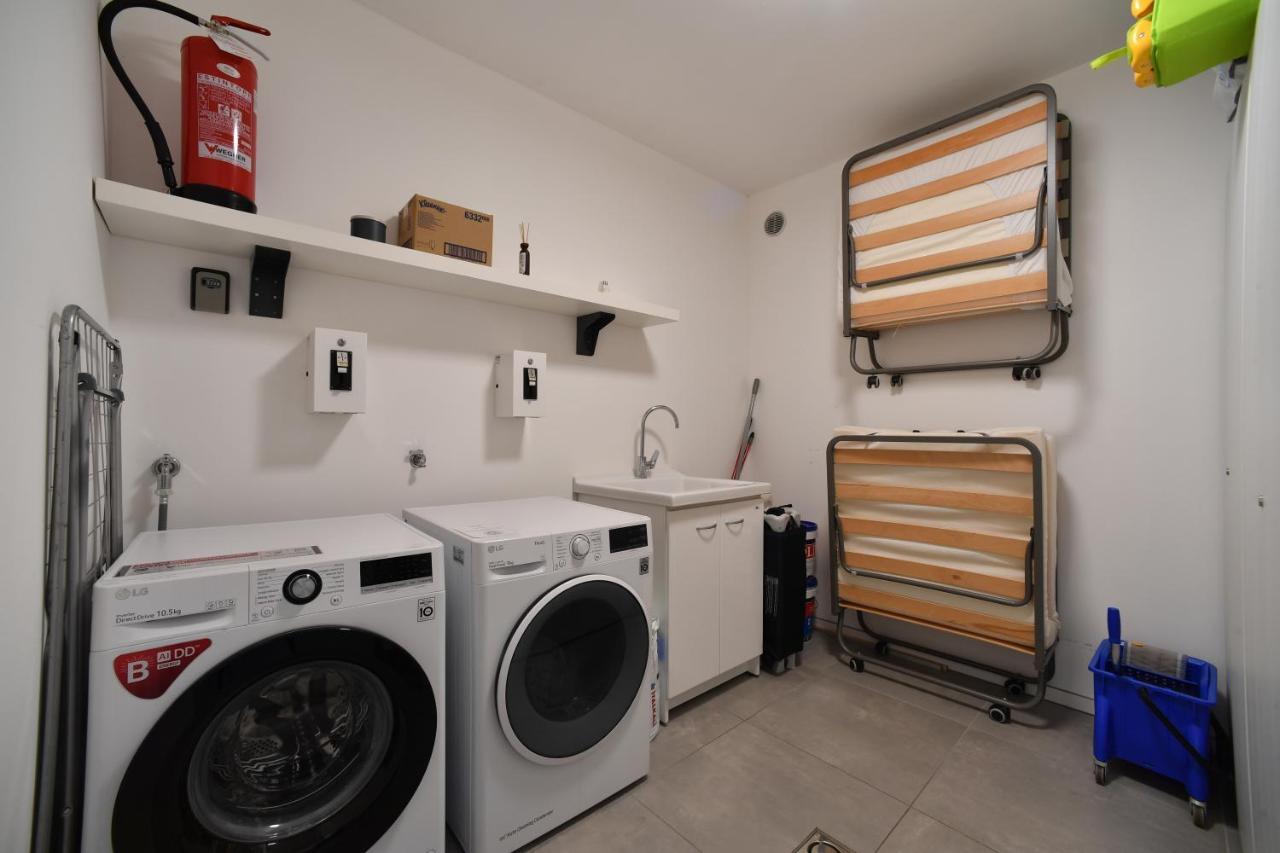 Cityu - Grazioli 27 Trento Centro Con Parcheggio Privato Gratuito Bagian luar foto