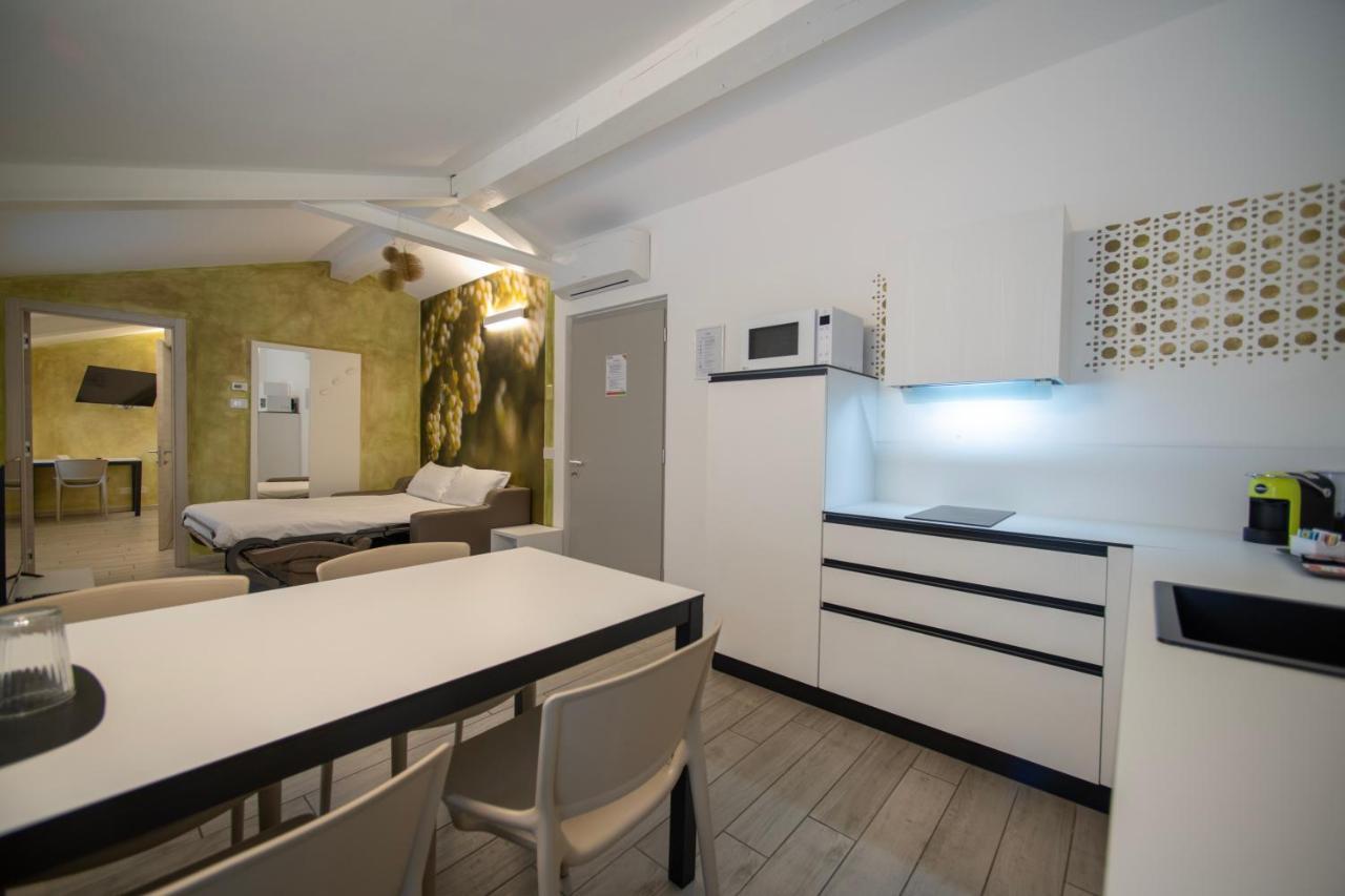 Cityu - Grazioli 27 Trento Centro Con Parcheggio Privato Gratuito Bagian luar foto